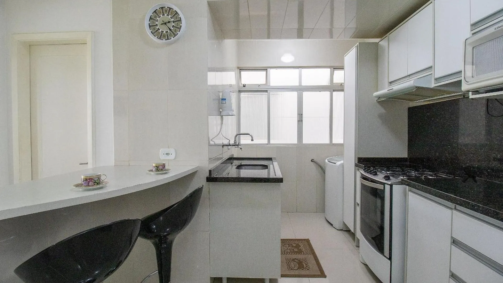 Prn12 - Climatizado, Prox Calcadao, Sacada, 2 Dorm Apartman Balneário Camboriú 0*,  Brazília